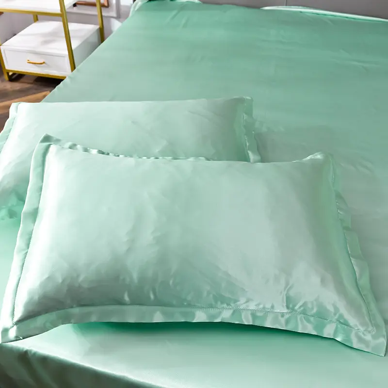 Summer New Solid Rayon Silk Bedding Set Satin Ice Silk Skin Friendly Lightweight Quilt Set Adult Bedclothes for Home Dormitory