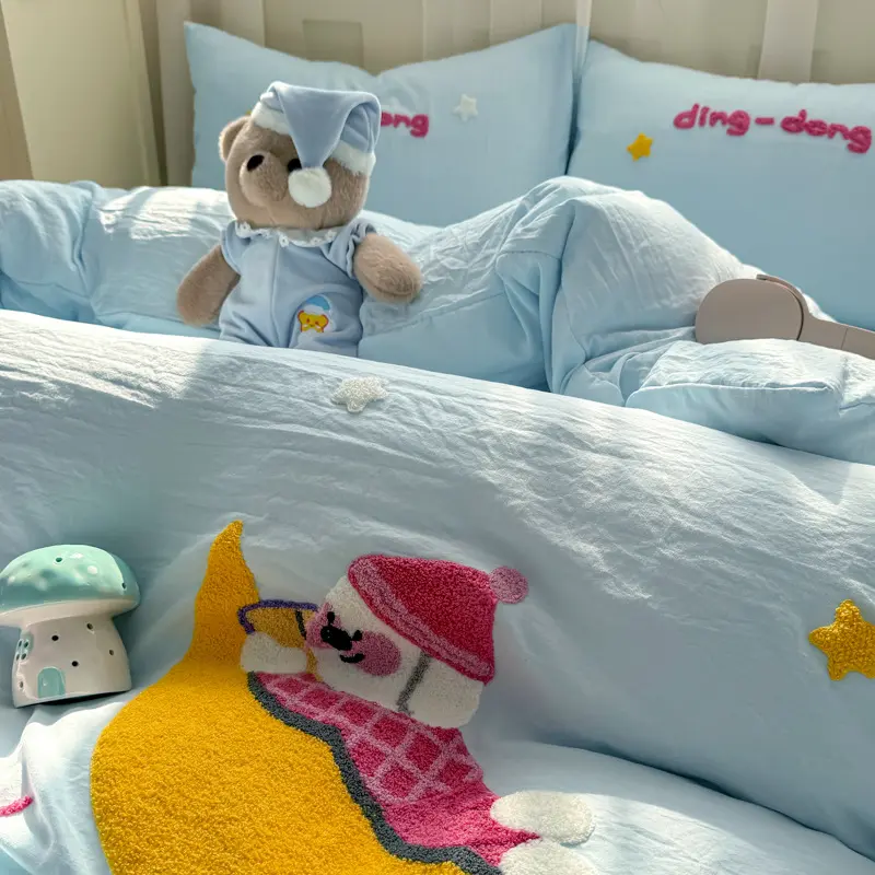 2025 New Cartoon Embroidery Bed Sets Super Soft and Cute Bedding Set for Kids Adults Comforter Cover Kit for Single and Double