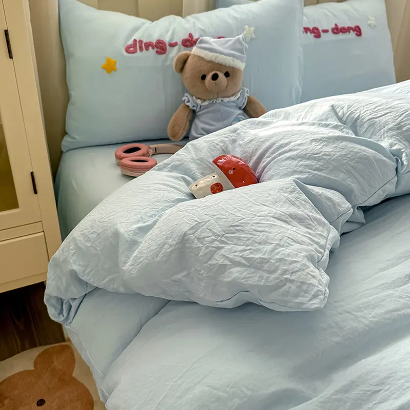 2025 New Cartoon Embroidery Bed Sets Super Soft and Cute Bedding Set for Kids Adults Comforter Cover Kit for Single and Double