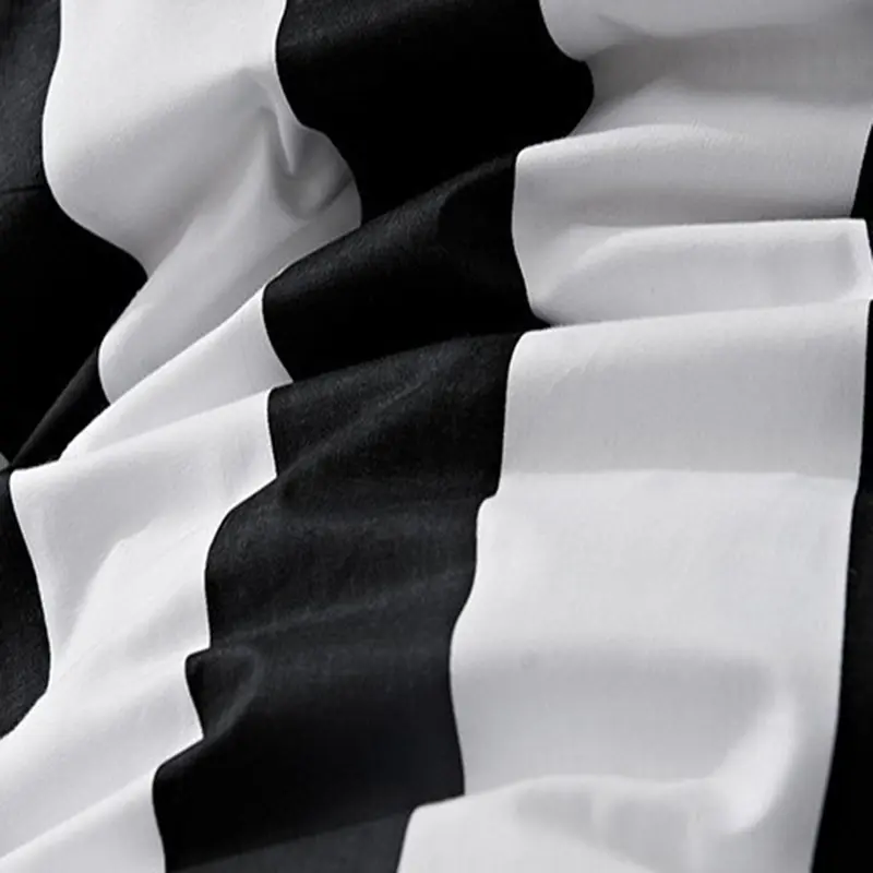 Nordic Skin Friendly Cotton Black White Bedding Set Classic Contrasting Smooth Comforter Sets Single Double Home Bedroom Decor