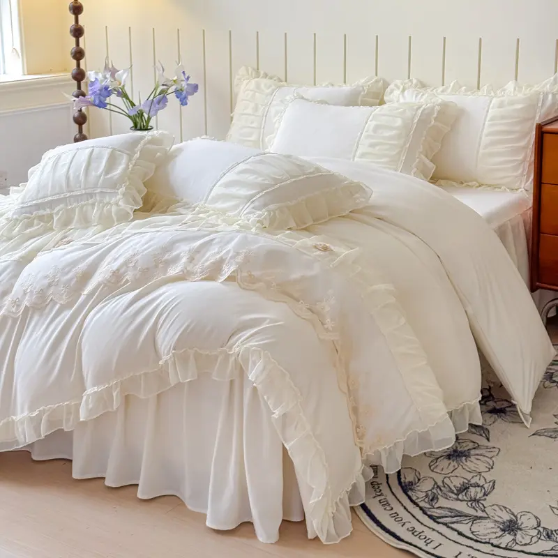 Luxury Solid Color Bed Skirt Bedding Sets with Lace Silky Breathable Bedclothes for Home All Seasons Single Double Bedspread Kit