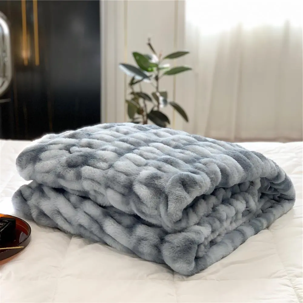 Luxury Winter Faux Rabbit Fur Blanket Soft Thicker Warmth Sofa Throw Blanket High Grade Home Comfortable Warm Blankets for Beds
