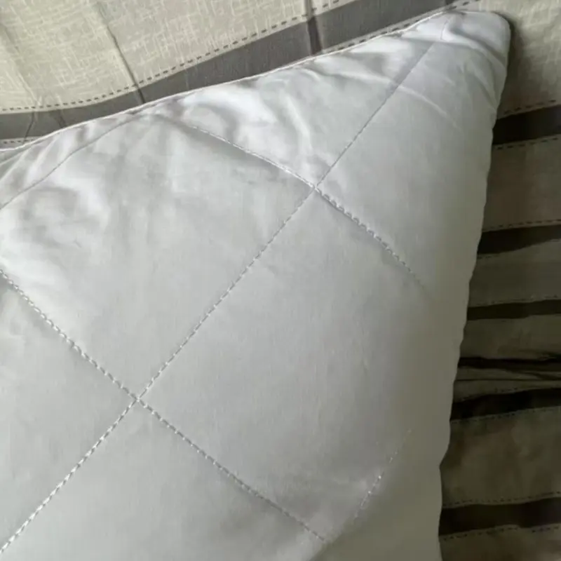 100% Cotton Pillow with filling Patchwork Grid Neck Pillow Cervical Therapy Home Bed Sleeping Neck Support White Hotel Pillow