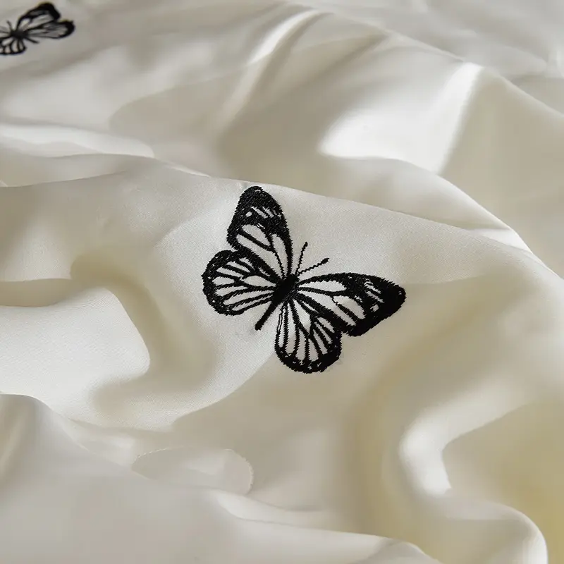 White Butterfly Quilts Summer Patchwork Quilts Silky High Quality Bedding with Embroidery 200*230cm INS Fashion Drop Shipping