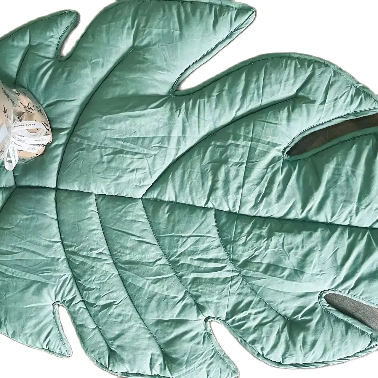 Creative Play Mat Baby Climbing Pad Green Plant Leaf Shaped 143*107cm Nordic Carpet Home Tapis Dual-use Home Quilts Rugs