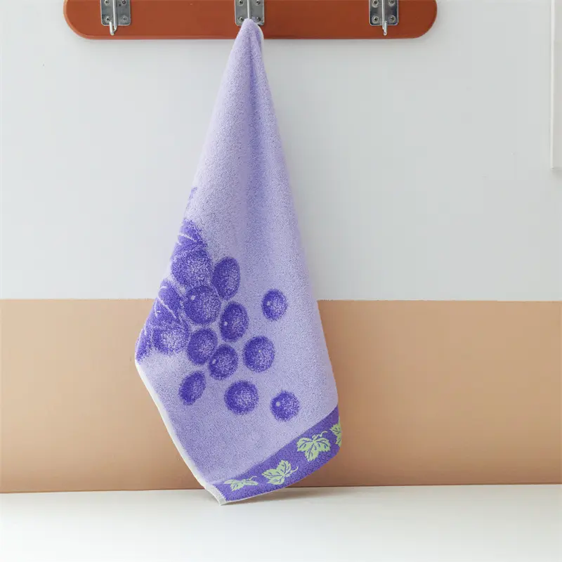 Strawberry Soft Cotton Baby Bath Towel Cartoon Fruit Kids Face Towel Soft Absorbent Washcloth Grape Lemon Children Shower Towels