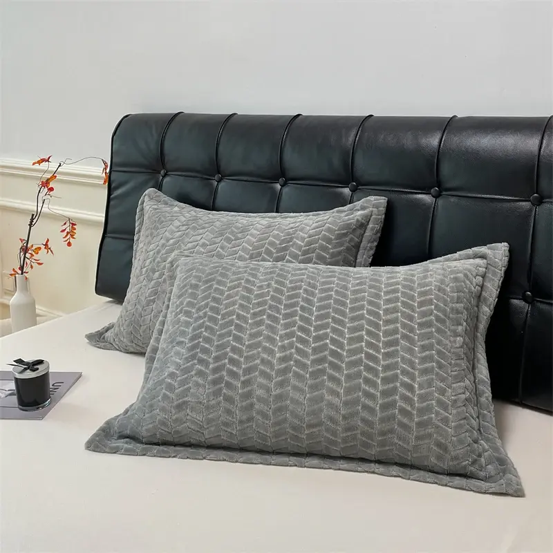 Plush Flannel Pillowcase with Jacquard Wheat Pattern - Cozy & Durable, Add a Touch of Rustic Charm to Your Bedroom