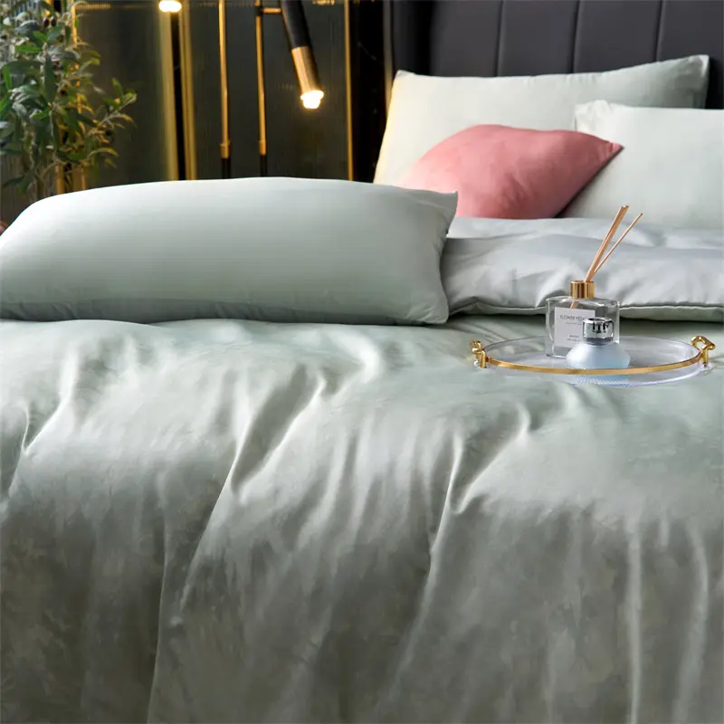 Stylish Ink-Printed Faux Silk Sateen Bedding Set - Satin Duvet Cover and Pillowcases with a Luxurious Sheen and Soft Touch