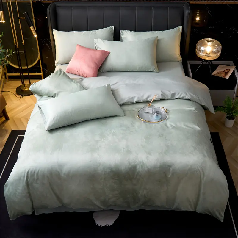 Stylish Ink-Printed Faux Silk Sateen Bedding Set - Satin Duvet Cover and Pillowcases with a Luxurious Sheen and Soft Touch