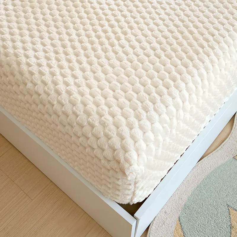 Ultra Plush Flannel Bed Fitted Sheet,Mattress Cover- Cozy Softness, Luxurious Warmth, Perfect for a Snug Night's Sleep