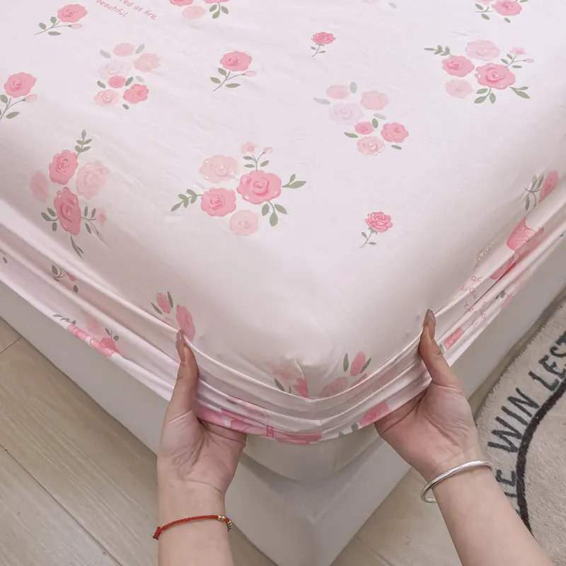 Ultra-Soft Pre-Washed Floral Fitted Sheet with Pillowcases - Fits Mattresses up to 25cm, Hypoallergenic, Easy Care