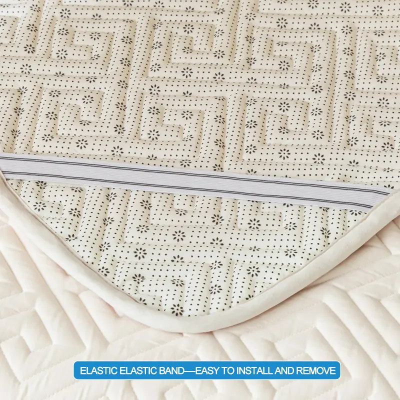High-quality Breathable  Mattress Cover Quilted Mattress Protector, Pad with 4 Elastic Corner Straps,Single or Double Bed