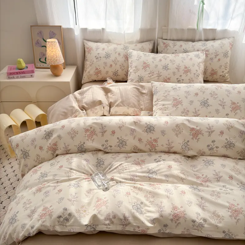 100% Cotton Luxury Duvet Cover Set with 2 Pillowcases - Floral Design, Elegant & Breathable Bedding Set, Multiple Sizes