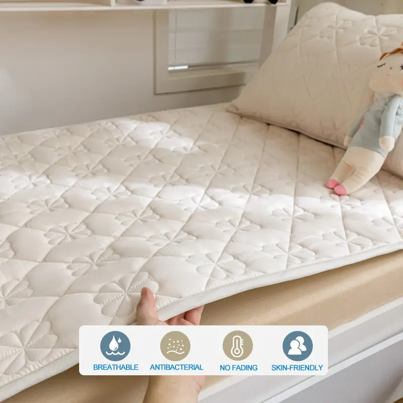 Premium Mattress Protector Breathable Mattress Cover Pad Washable Mattress Bed Protector with Elastic Band,Single/Double