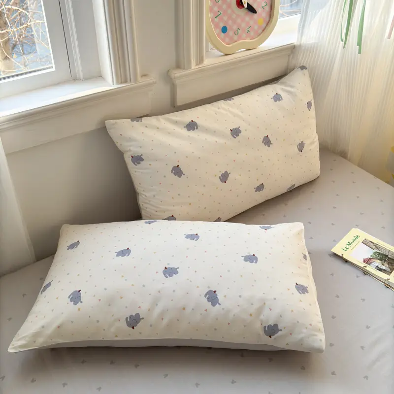100% Cotton Luxury Duvet Cover Set with 2 Pillowcases - Fresh Cartoon Style, Elegant & Breathable Bedding Set, Multiple Sizes