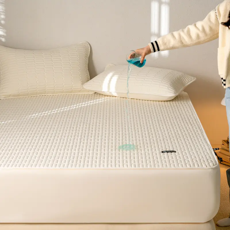 Waterproof Quilted Mattress Protector - Antimicrobial Hypoallergenic Mattress Cover, Noiseless Fitted Sheet,Fits up to 28cm deep