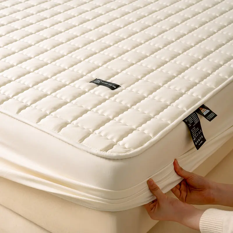 Waterproof High Quality Mattress Cover- Antimicrobial Hypoallergenic Mattress Protector, Noiseless Fitted Sheet,Solid Color