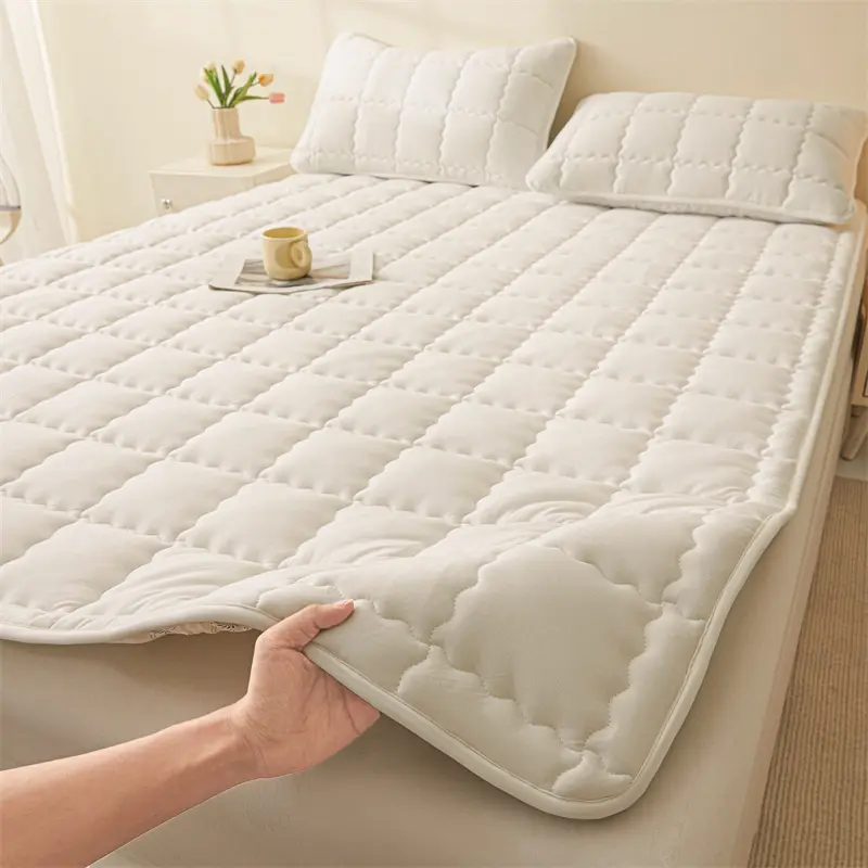 Hypoallergenic Quilted Mattress Protector - Breathable Noiseless Mattress Cover Pad with 4 Elastic Corner Straps,Solid Color