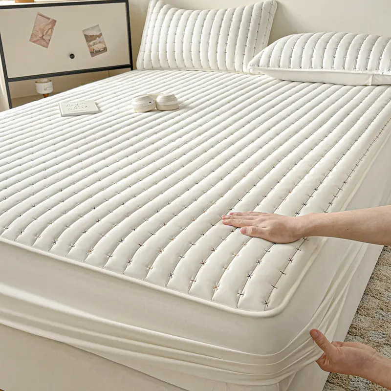 Top Cotton Mattress Protector - Antimicrobial Mattress Cover, Silent Non-Slip Fitted Sheet - Hypoallergenic, Breathable