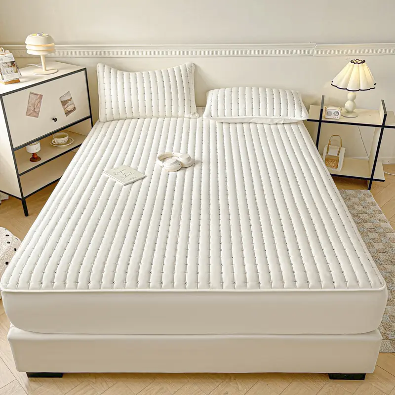 Top Cotton Mattress Protector - Antimicrobial Mattress Cover, Silent Non-Slip Fitted Sheet - Hypoallergenic, Breathable