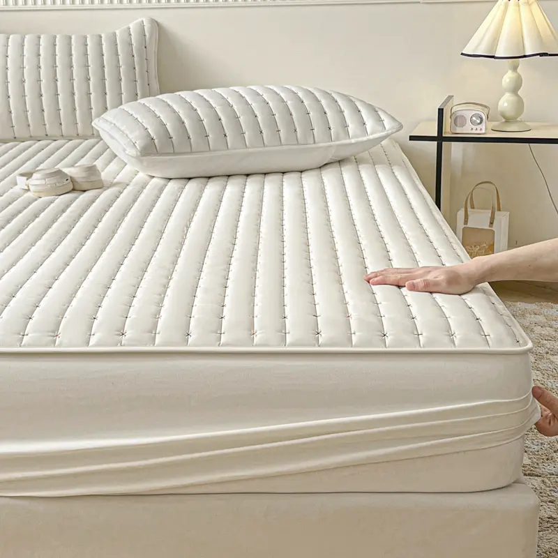 Top Cotton Mattress Protector - Antimicrobial Mattress Cover, Silent Non-Slip Fitted Sheet - Hypoallergenic, Breathable