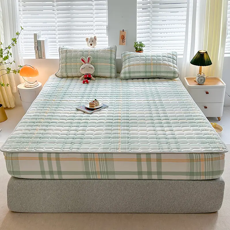 1 Piece High-Quality Mattress Protector - Antibacterial Mattress Cover, Hypoallergenic Fitted Sheet, Fits 5-28cm Deep