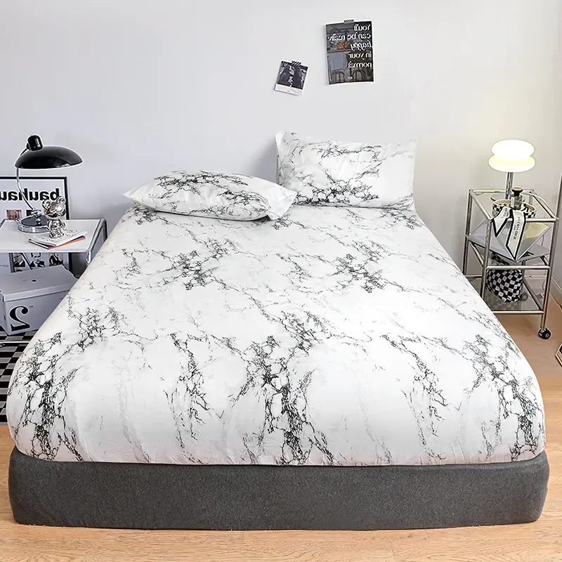 Ultra-Soft Brushed Polyester Bed Fitted Sheet - Luxurious,Hypoallergenic, Wrinkle-Resistant, Ensures a Cozy Night's Sleep