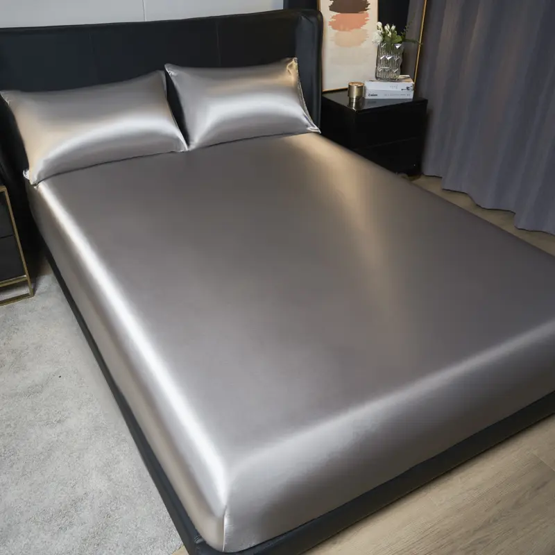 Elegant Satin Fitted Bed Fitted Sheet- Luxurious 35cm Height, Universal King/Queen Size, Adds Opulence to Your Bedroom Decor