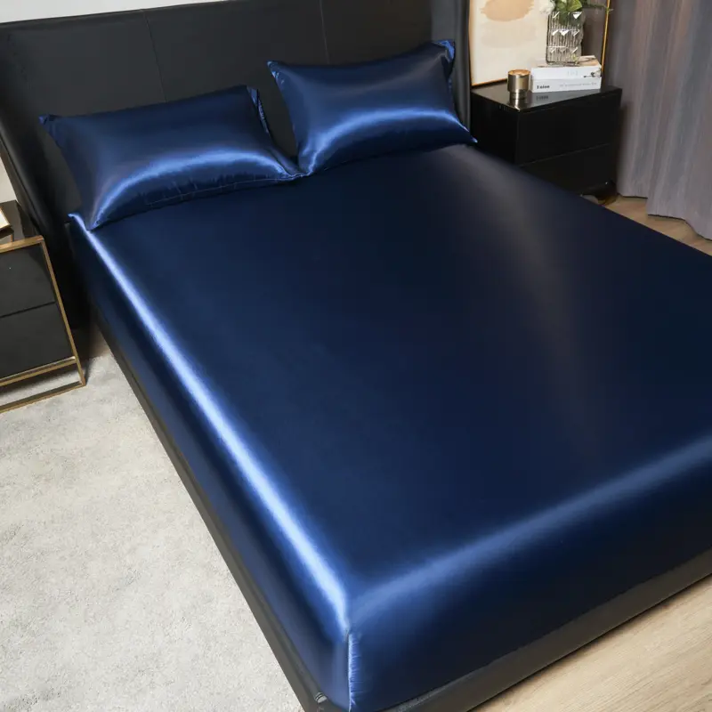 Elegant Satin Fitted Bed Fitted Sheet- Luxurious 35cm Height, Universal King/Queen Size, Adds Opulence to Your Bedroom Decor