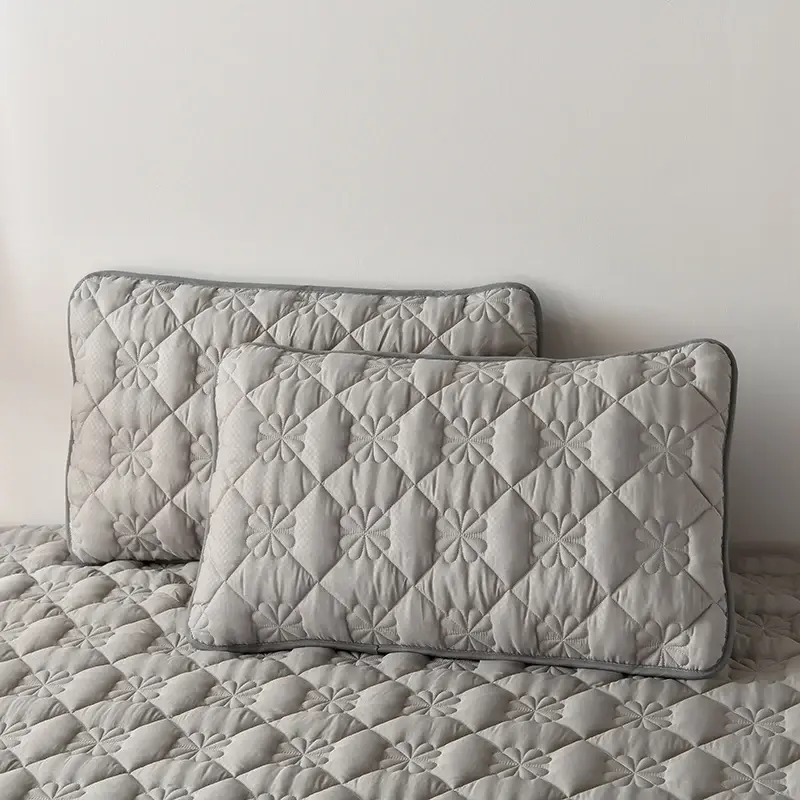 Thickened Quilted  Mattress Cover Breathable Soft Bed Cover Bed Linen Elastic Fitted Sheet for Twin Full Queen King Bed
