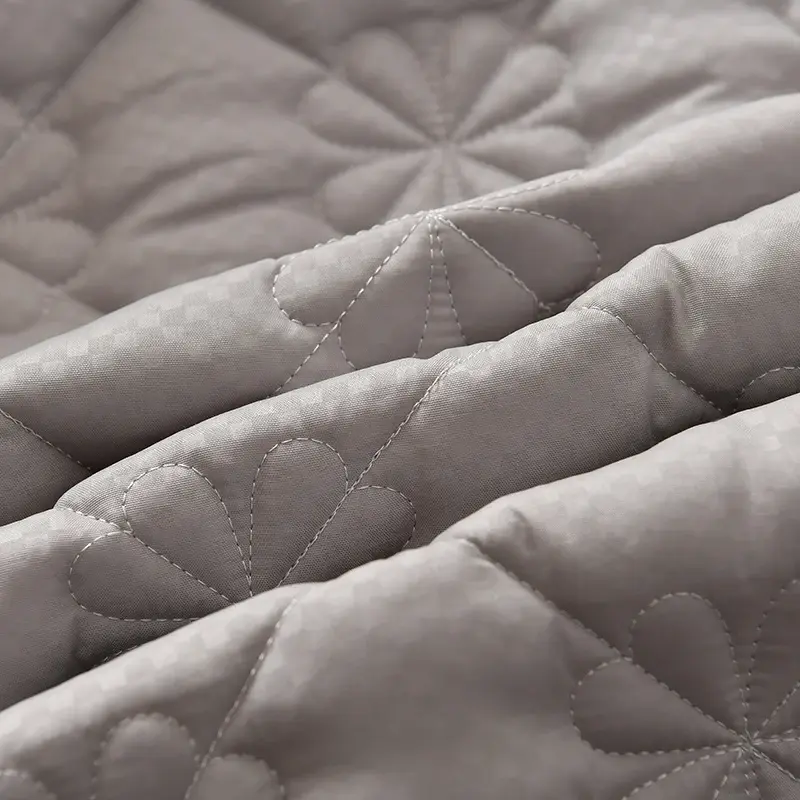 Thickened Quilted  Mattress Cover Breathable Soft Bed Cover Bed Linen Elastic Fitted Sheet for Twin Full Queen King Bed