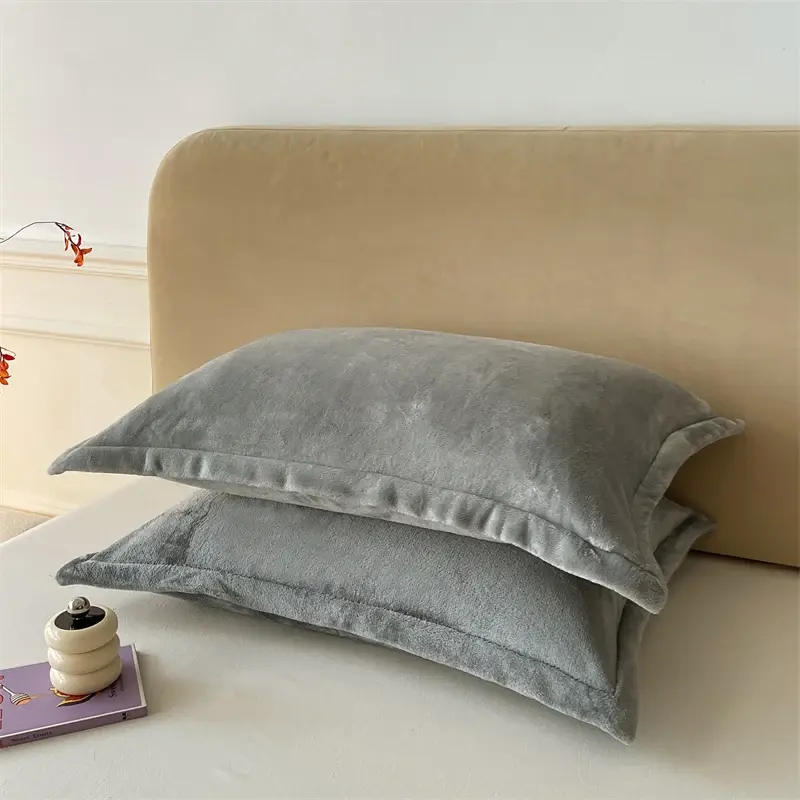 Snug Luxurious Flannel Pillowsham, Solid Color Pillowcase - Supreme Softness, Cozy,Perfect for a Restful Sleep