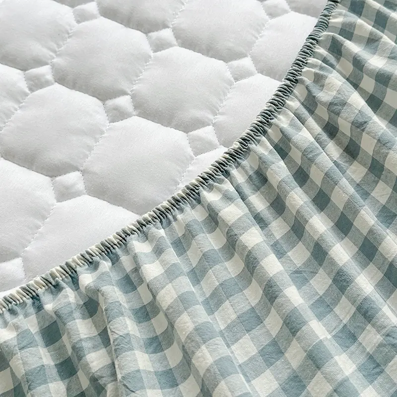 1 Piece Top Cotton Mattress Protector - Breathable Antimicrobial Mattress Cover, Non-Slip Fitted Sheet,Hypoallergenic, Noiseless