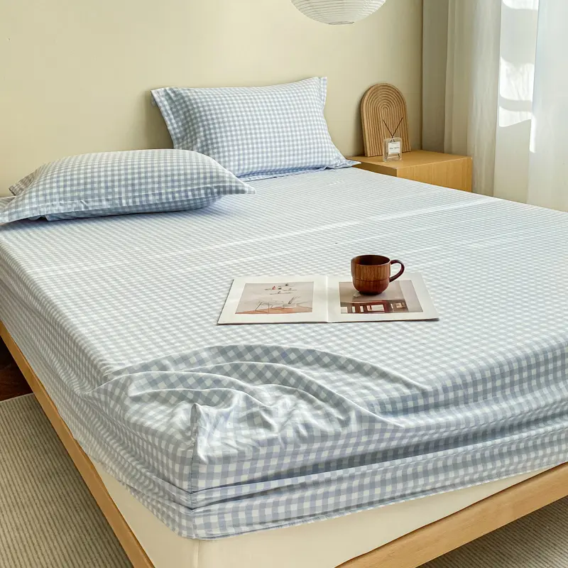 New Pre-Washed Fitted Sheet 1Piece- Classic Plaid Design, Ultra-Soft Microfiber Fabric, Breathable Mattress Cover -Easy Care