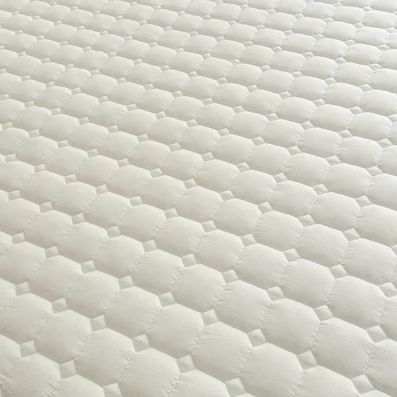 1 Piece Yarn-Dyed Cotton Mattress Protector - Antibacterial Mattress Cover, Hypoallergenic Fitted Sheet, No Pillowcase