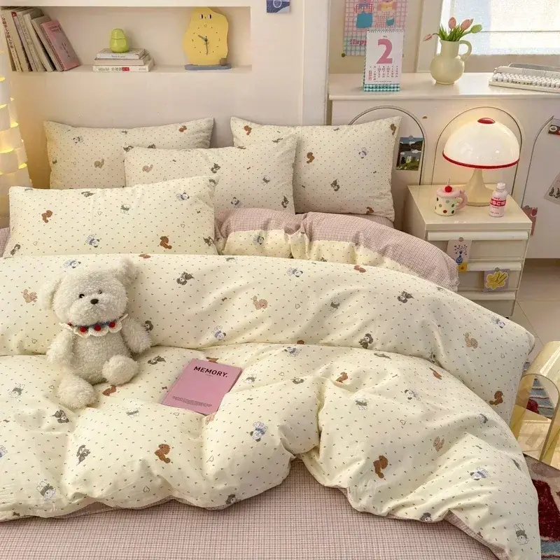 Luxury 100% Cotton 3-Piece Duvet Cover Set (1 Duvet Cover + 2 Pillowcases), Minimalist Cartoon Design, Ultra-Soft Bedding Set