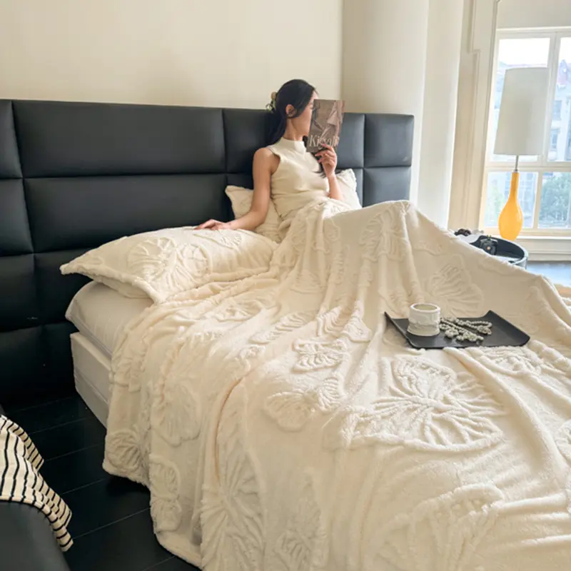 Luxurious Chiffon Butterfly Jacquard Throw Blanket,Flannel Soft and Cozy Shawl,Perfect for Couch or Bed