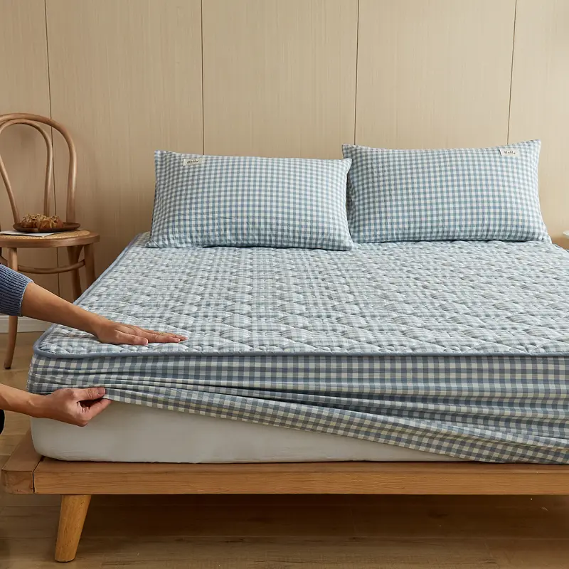 Yarn-Dyed Washed Cotton Mattress Protector 1 Piece-Breathable Antibacterial Anti-Slip Hypoallergenic, Noiseless Mattress Cover