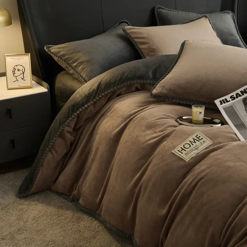 High-Weight Flannel Duvet Cover 1Pc- European Piping, Color-Blocked Design, Plush Comfort for a Chic Bedroom Upgrade