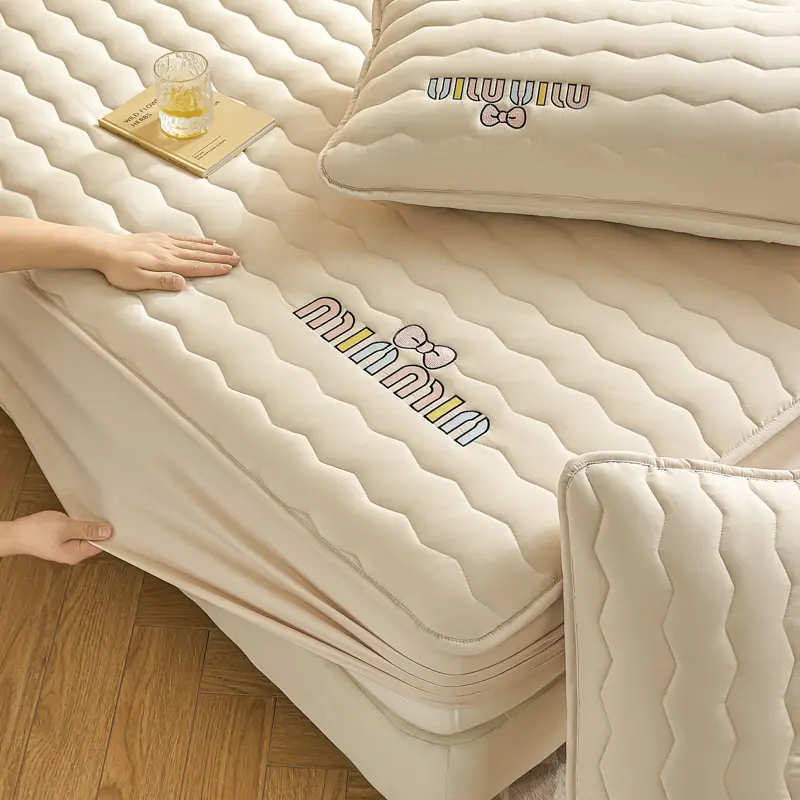 Premium Quilted Mattress Protector,Fitted Sheet,Mattress Cover - A-Class Softness, Breathable and Hygienic for a Peaceful Sleep