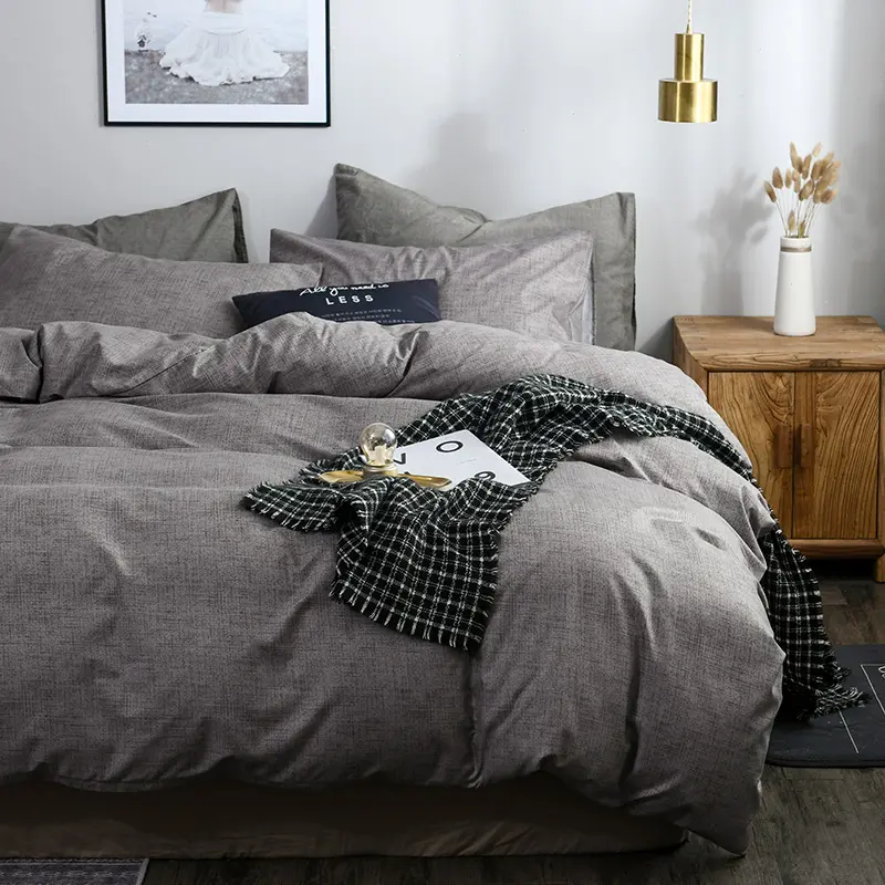 Modern Solid Bedding Set - Duvet Cover and Pillowcases for a Luxurious and Serene Sleep Environmen
