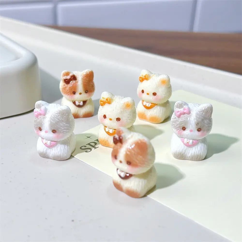Cartoon Cute Dashboard Accessories Mini Cat Resin Rear View Mirror Decor Garden Miniature DIY