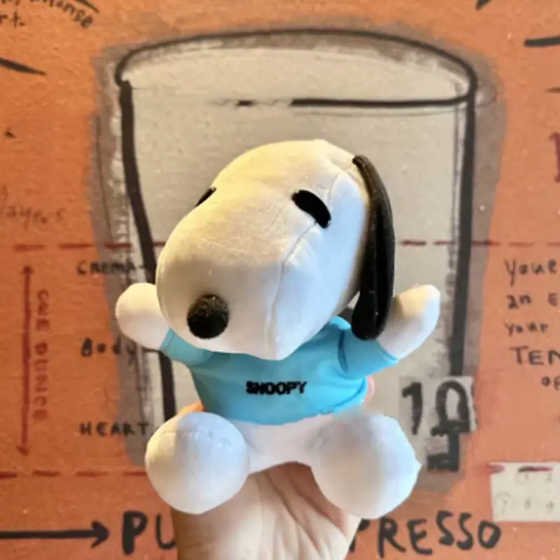 20cm MINISO Snoopy Plush Toy Snoopy Stuffed Doll Children's Toy Snoopy Pillow Korean Lazy Style Home Decoration Gift For Girl