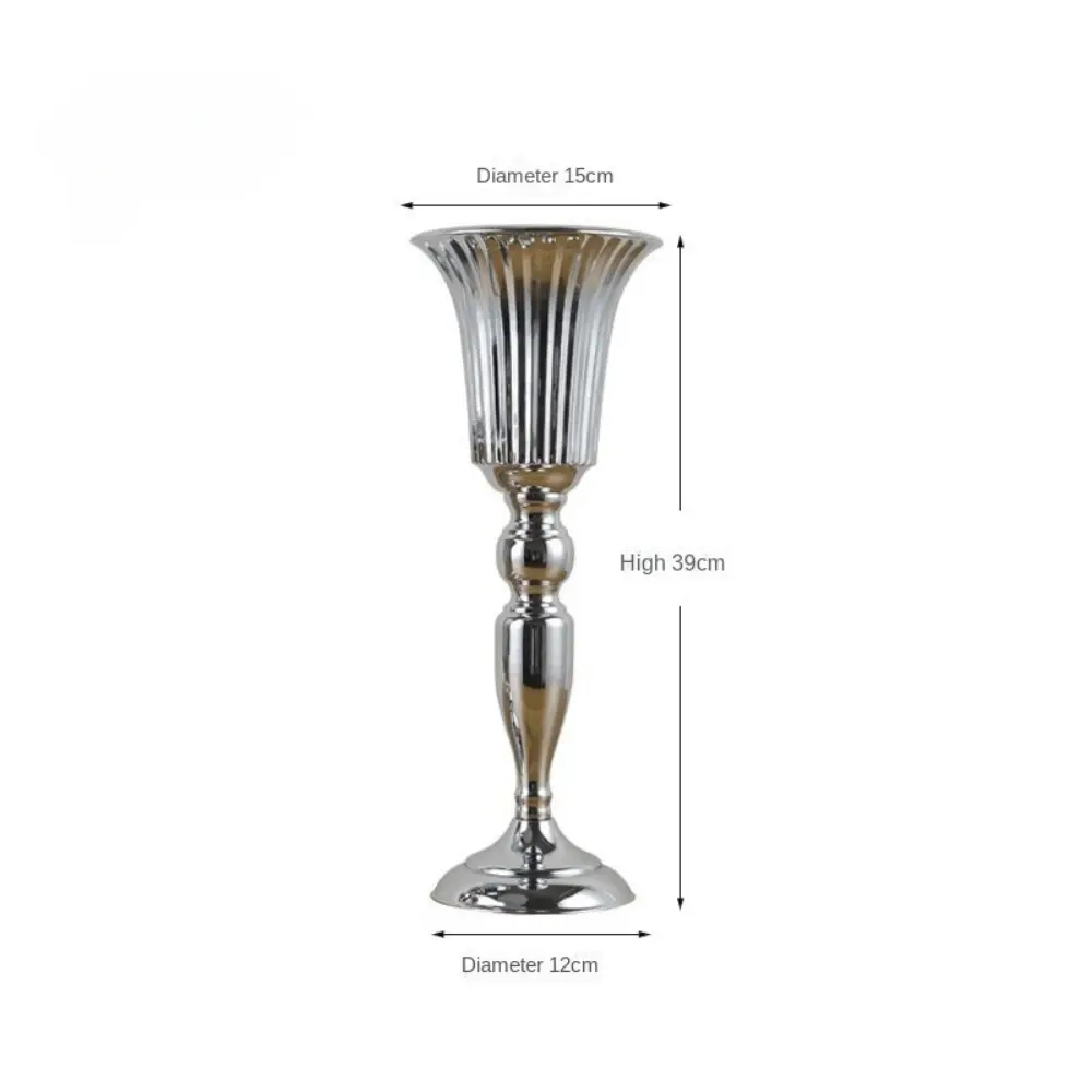 Creative Metal Flower Stand Golden Trumpet Shape Art Flowers Vase Table Decoration Vase For Centerpieces