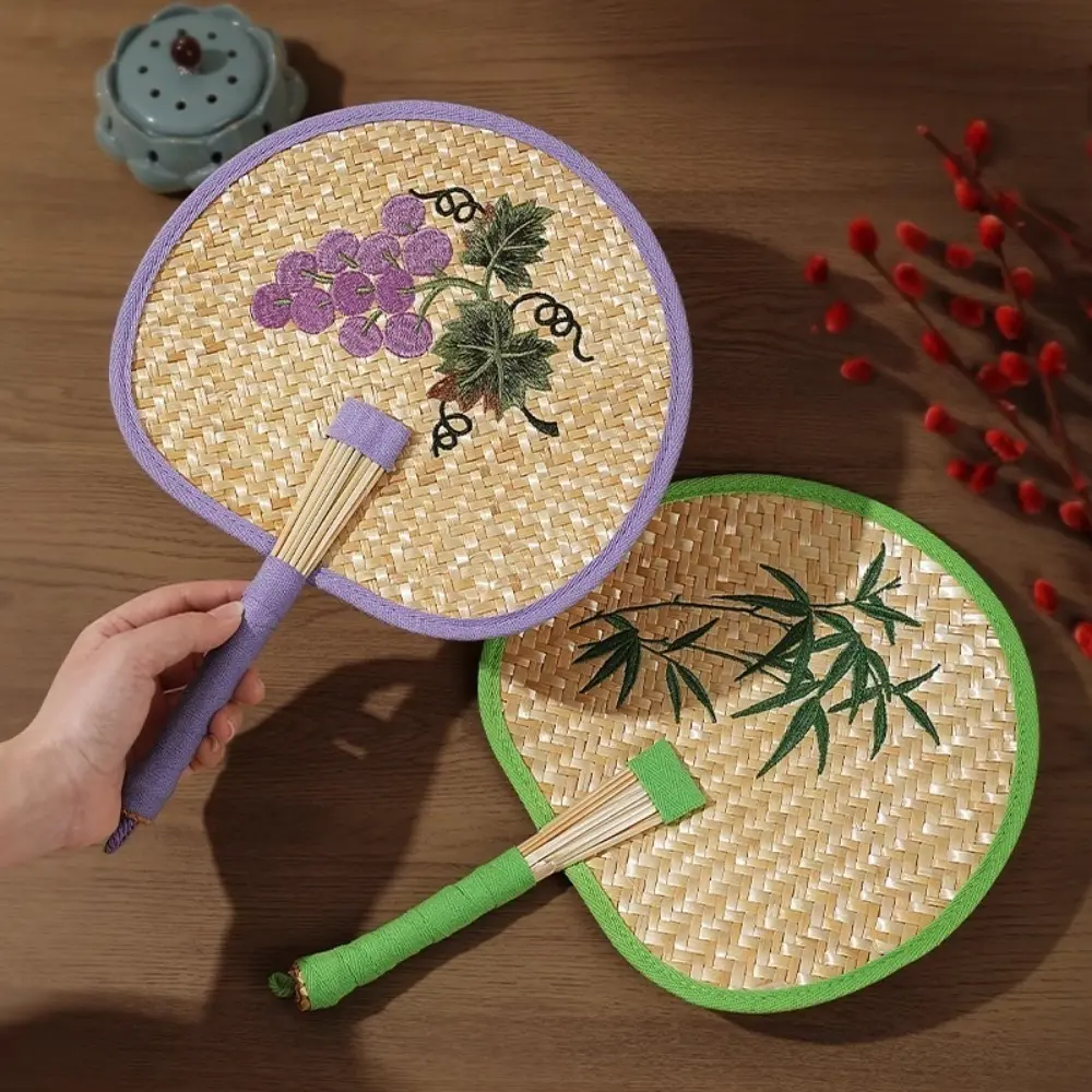 Flower Embroidery Hand-Woven Straw Fan Environmentally Friendly Natural Summer Cooling Hand Fan Light Weight Decorative Fan