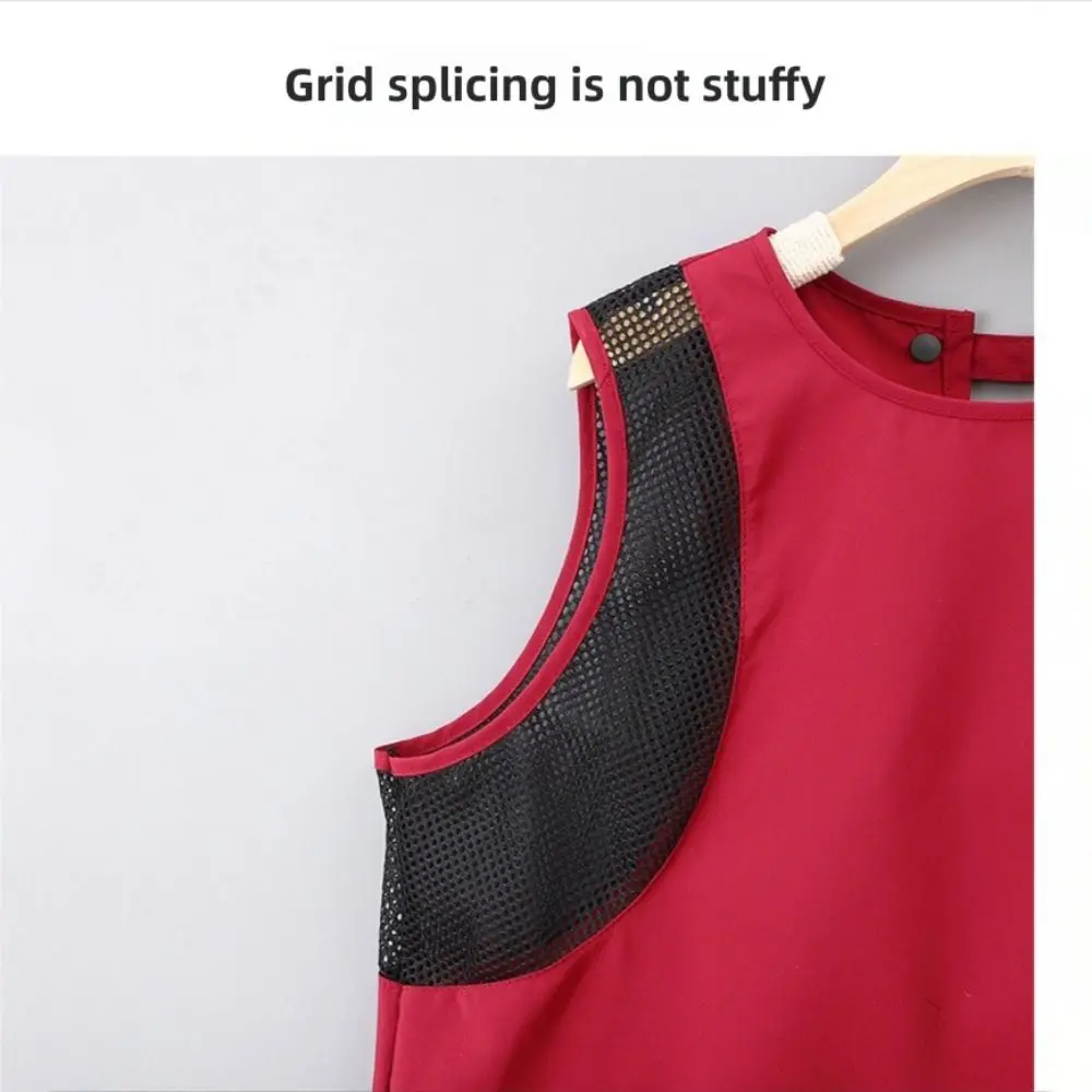 Trendy Waterproof Apron Anti Dirty Large Pockets Kitchen Aprons Breathable Cartoon Coffee House Uniform for Baking
