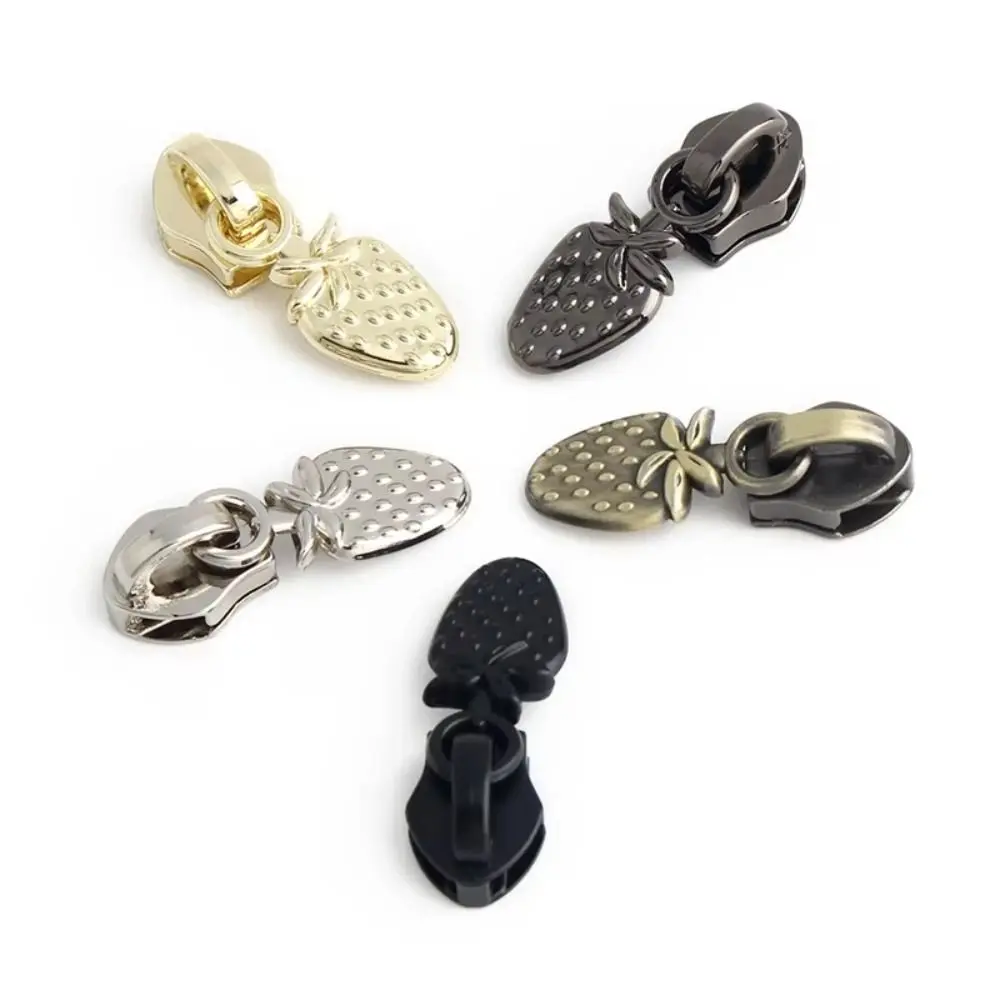 5 PCS 2025 31mm Shoulder Bag Zipper Head Strawberry Series DIY Nylon Puller Slider Clothes Accessories Replaceable Pull Head