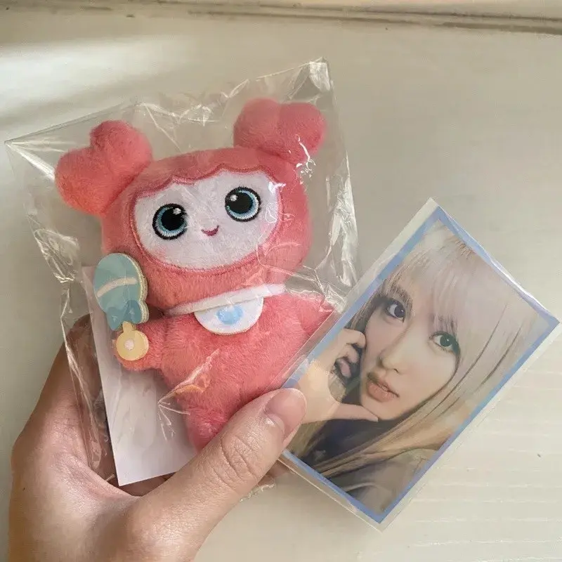 Korean Super Star Twice Momo Plush Toys Kpop Keychain Stuffed Toys Character Nayeon Sana Jungyeon Lovely Doll For Fan Small Gift