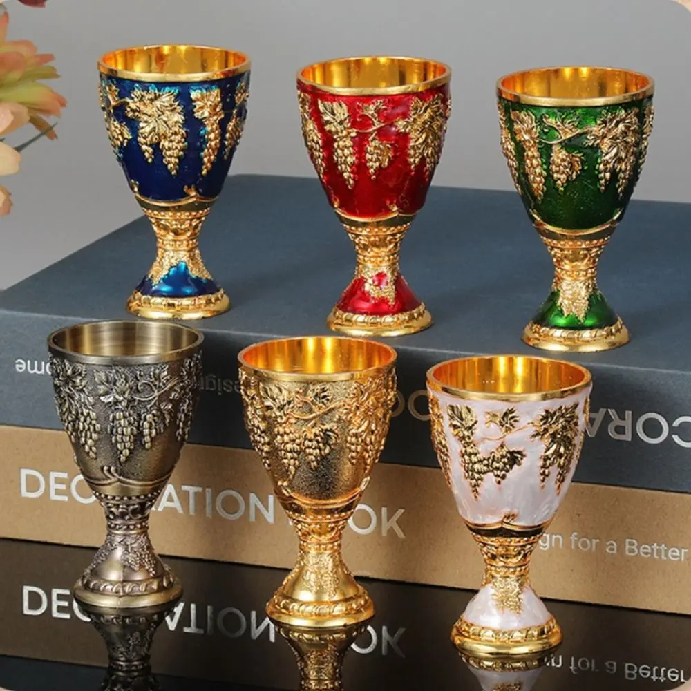 New European Style Wine Glasses Mini 30ml Retro Alloy Vodka Goblet Spirits Cup Wedding Chalices Red Liquor Glass