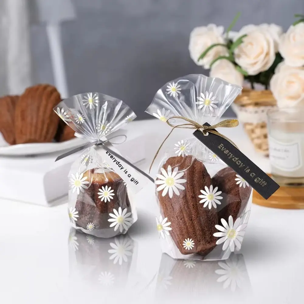 50/100pcs New 50/100pcs Candy Bag Daisy Food Grade Cookie Packaging Bag DIY Transparent Gifts Wrapping Supplies
